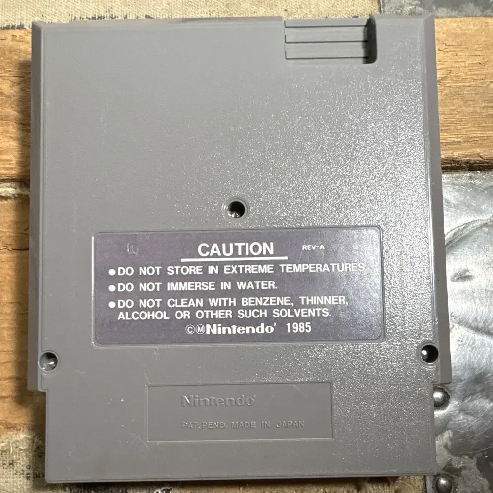 Ultra Teenage Mutant Ninja Turtles (Nintendo NES) Game Cartridge